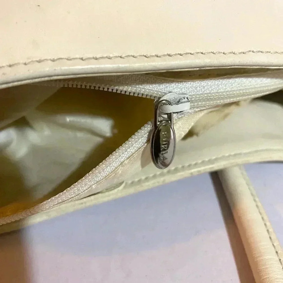 Furla beige leather satchel handbag - Picture 13 of 13